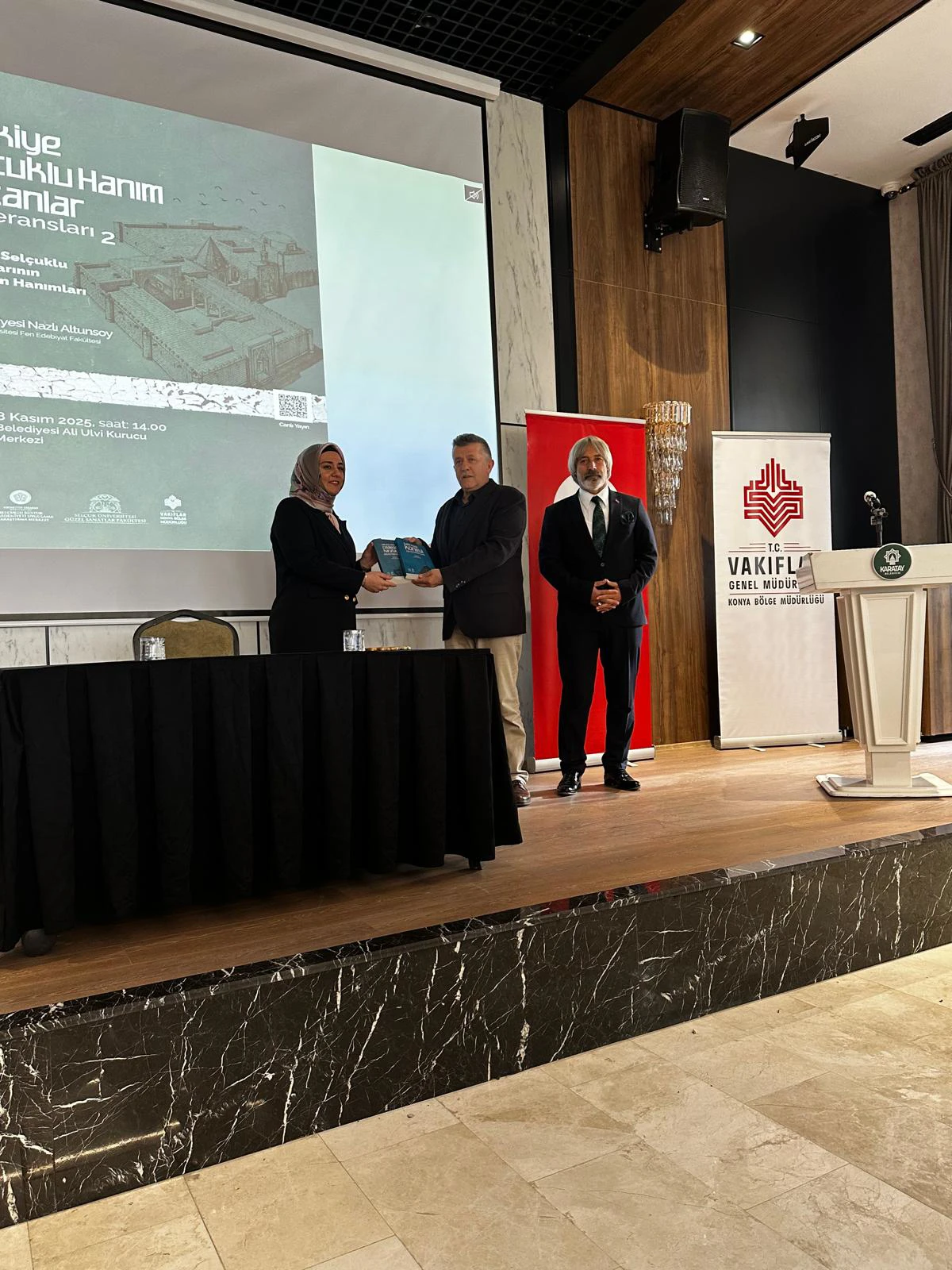 SERGİ VE KONFERANS